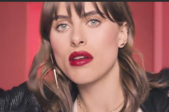 Rimmel London "One swipe to bold" by BETC London